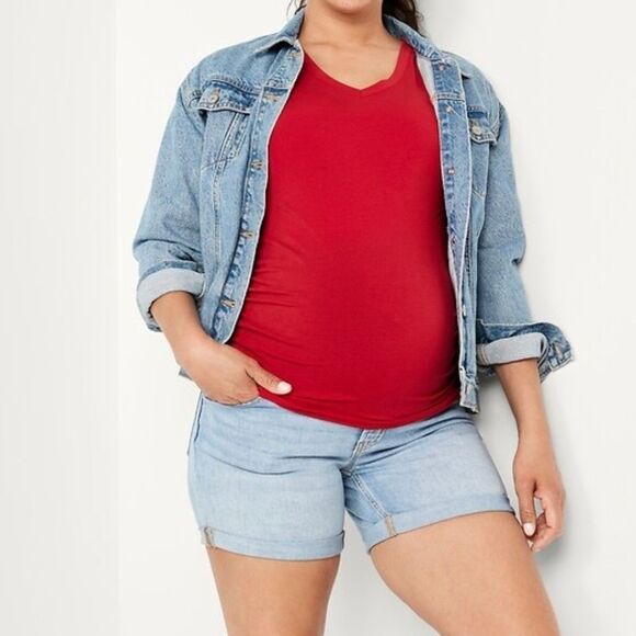 NEW L MATERNITY RED HOLIDAY SHORT SLEEVE RUCHED SIDES TSHIRT TOP OLD NAVY NWT - Picture 2 of 2